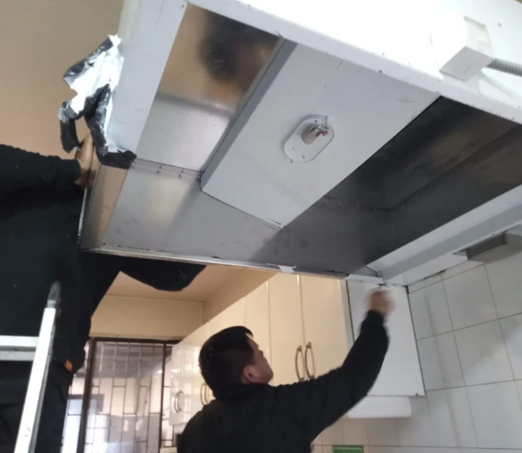 Empresas de Mantenimiento de Campanas de Cocina Industrial en Chile | Servicio Profesional 1 15